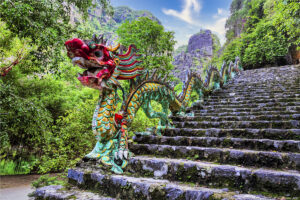 Dragon cueva de Mua