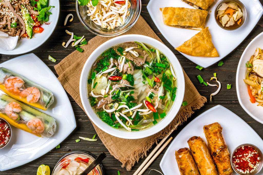 Surtido de platos de la cocina Vietnamita