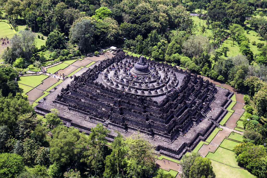 EXPEDICION FOTOGRAFICA A SULAWESI & JAVA