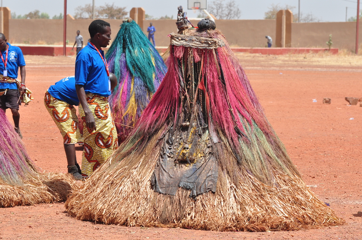 Expedición a Benín, la cuna del Vudú en África.